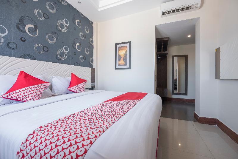 Collection O 1301 Hotel Grand Citra Macasar Exterior foto